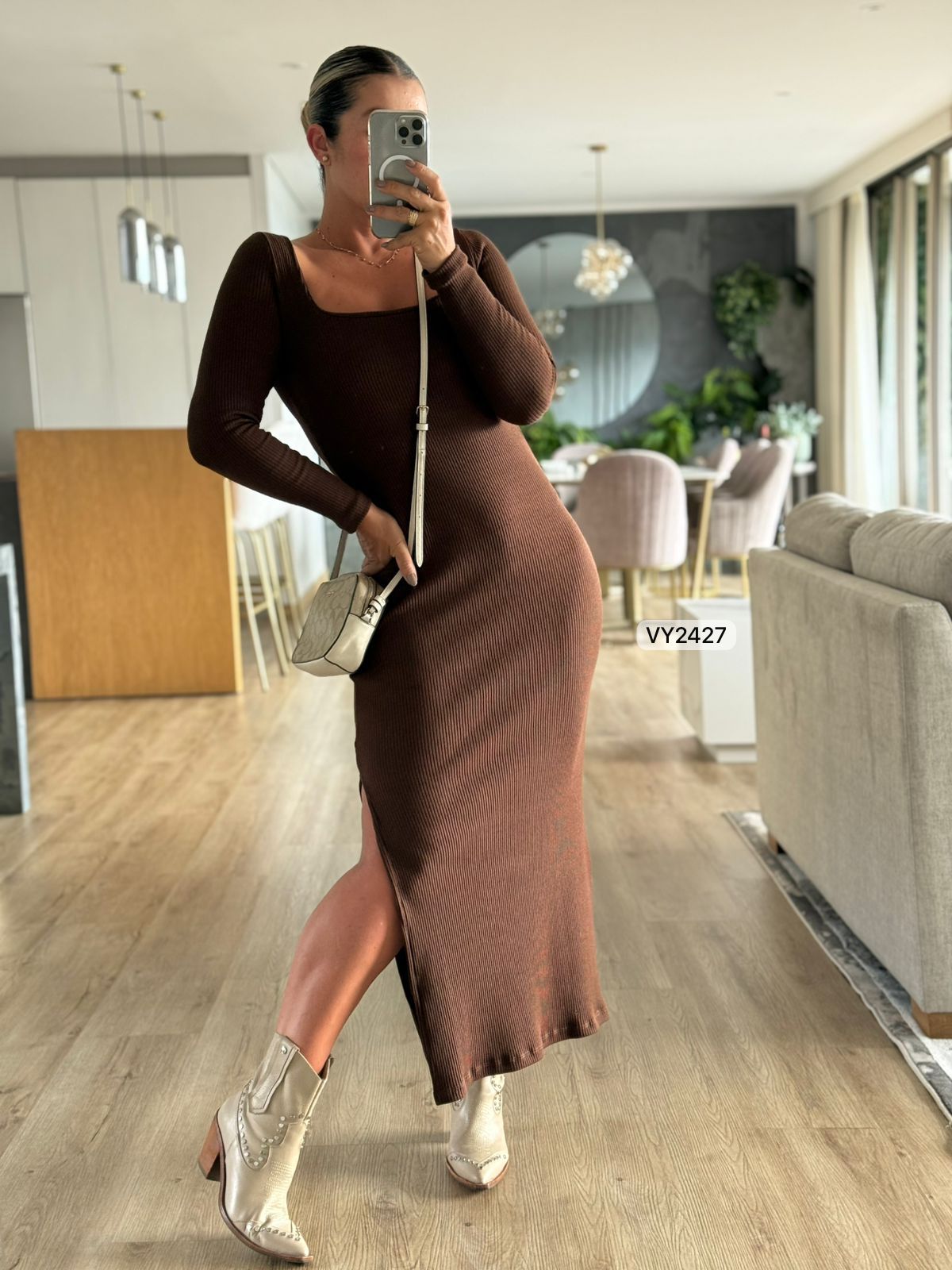 Vestido Manga Larga en Hilo